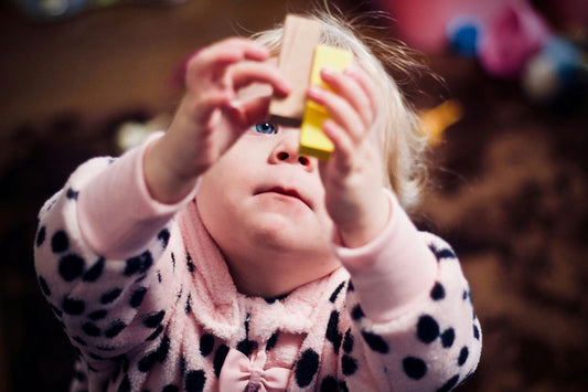 Waarom houten speelgoed het beste is voor de ontwikkeling en groei van je kind